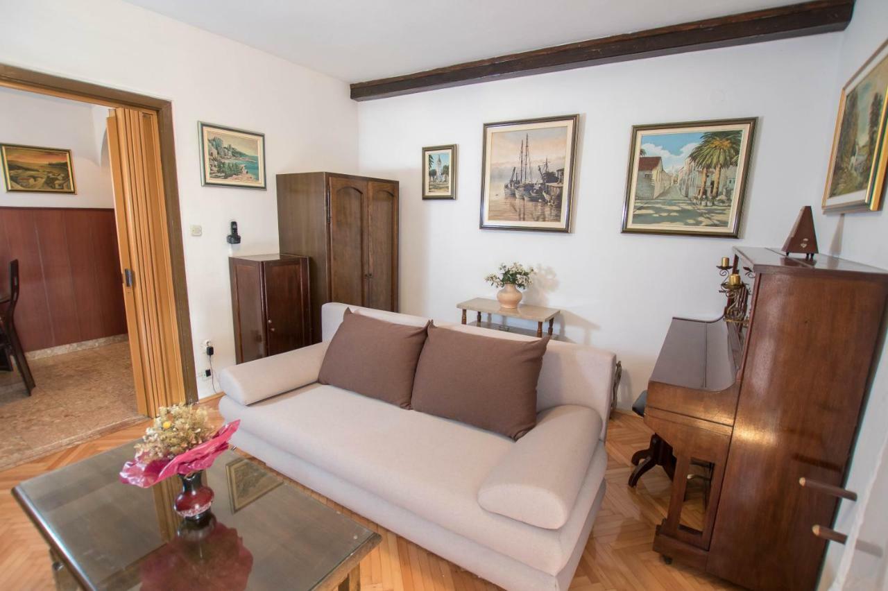 Apartment Cherie Trogir Exterior foto
